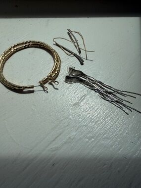 3 pairs pierced earrings